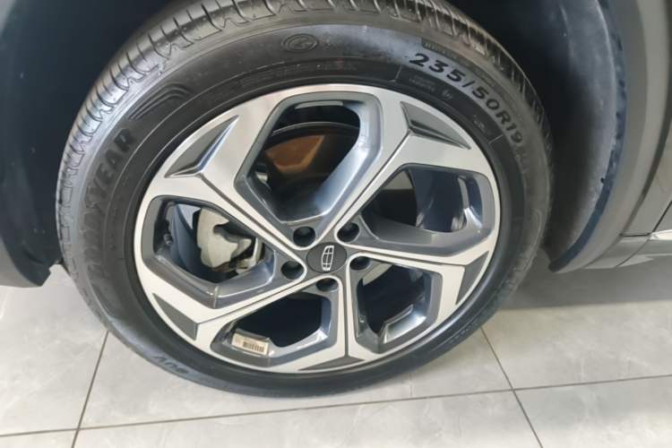 Used Geely Auto Monjaro L 2024 2.0TD High-Power Automatic Two-Wheel Drive Yunqi Version Exterior 4
