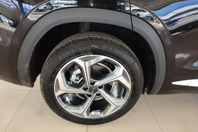 Used Geely Auto Monjaro L 2024 2.0TD High-Power Automatic Two-Wheel Drive Yunqi Version Exterior 5