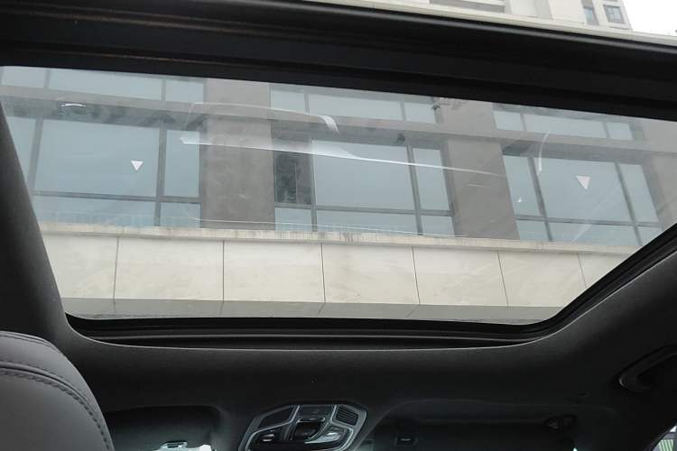Used Geely Auto Monjaro L 2024 2.0TD High-Power Automatic Two-Wheel Drive Yunqi Version Headliner
