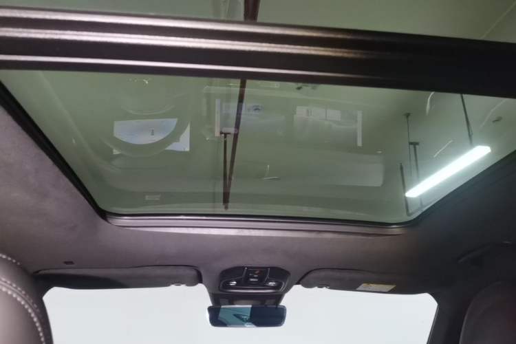 Used Geely Auto Monjaro L 2024 2.0TD High-Power Automatic Two-Wheel Drive Skyline Edition Headliner