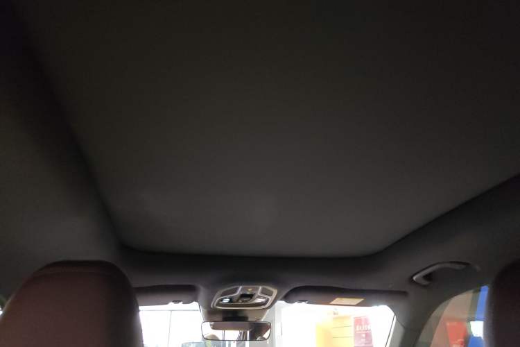 Used Geely Auto Monjaro L 2024 2.0TD High-Power Automatic Two-Wheel Drive Yunqi Version Headliner