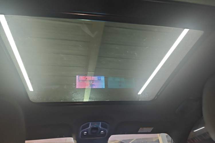 Used Geely Auto Monjaro L 2024 2.0TD High-Power Automatic Two-Wheel Drive Skyline Edition Headliner