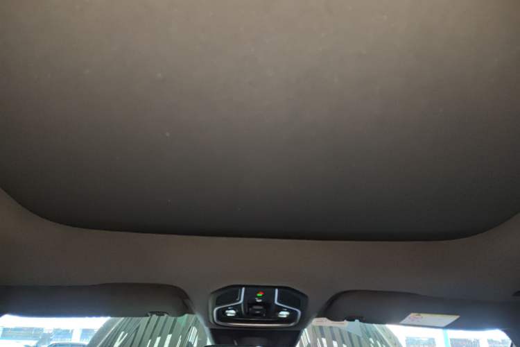 Used Geely Auto Monjaro L 2024 2.0TD High-Power Automatic Two-Wheel Drive Yunqi Version Headliner