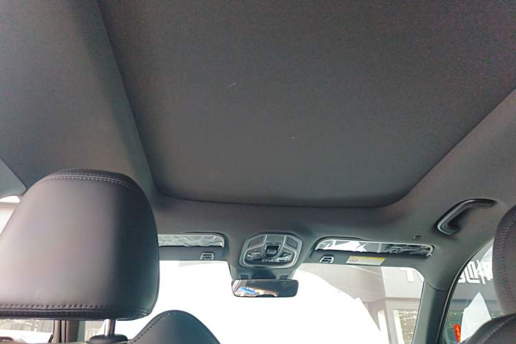 Used Geely Auto Monjaro L 2024 2.0TD DCT EVO Two-Wheel Drive Long-Range Version Headliner