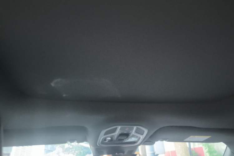Used Geely Auto Monjaro L 2024 2.0TD High-Power Automatic Two-Wheel Drive Skyline Edition Headliner