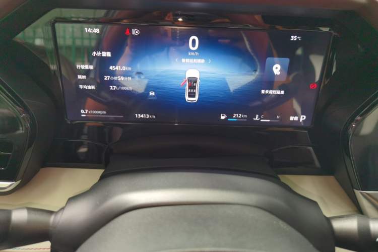 Used Geely Auto Monjaro L 2024 2.0TD High-Power Automatic Two-Wheel Drive Yunqi Version Instrument Cluster