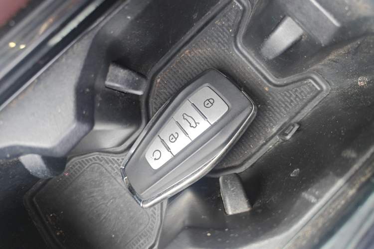 Used Geely Auto Monjaro L 2024 2.0TD High-Power Automatic Two-Wheel Drive Yunqi Version Interior 1