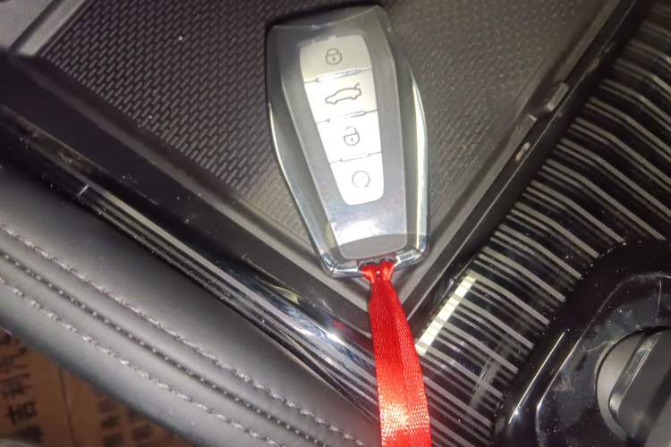 Used Geely Auto Monjaro L 2024 2.0TD DCT EVO Two-Wheel Drive Long-Range Version Interior 1