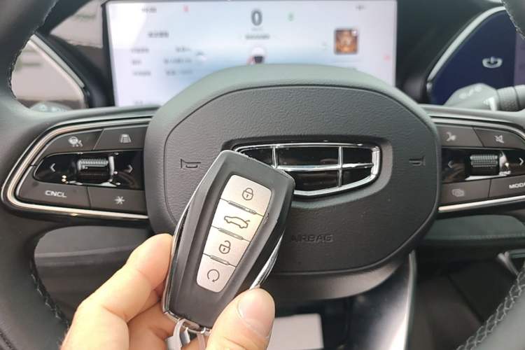Used Geely Auto Monjaro L 2024 2.0TD High-Power Automatic Two-Wheel Drive Skyline Edition Interior 1