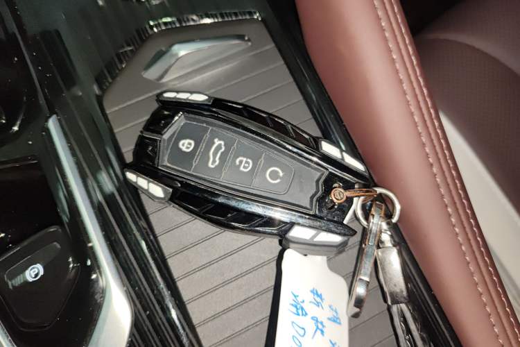 Used Geely Auto Monjaro L 2024 2.0TD High-Power Automatic Two-Wheel Drive Yunqi Version Interior 1