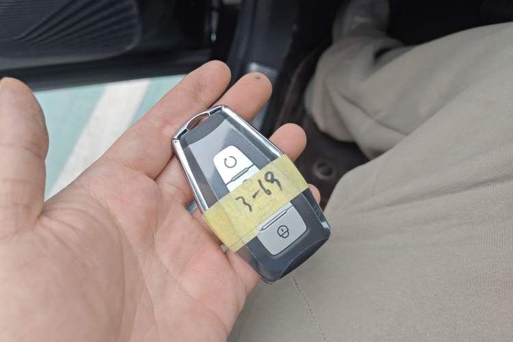 Used Geely Auto Monjaro L 2024 2.0TD High-Power Automatic Two-Wheel Drive Yunqi Version Interior 1