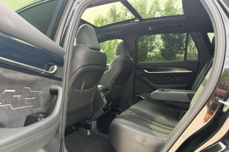 Used Geely Auto Monjaro L 2024 2.0TD High-Power Automatic Two-Wheel Drive Skyline Edition Interior 2