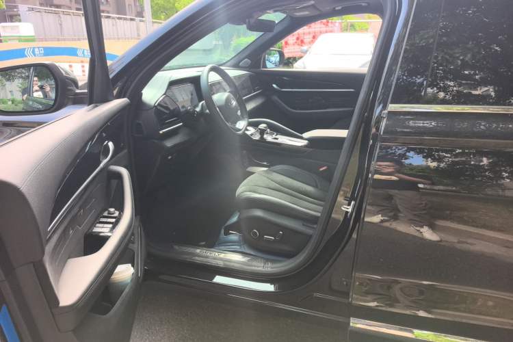 Used Geely Auto Monjaro L 2024 2.0TD High-Power Automatic Two-Wheel Drive Skyline Edition Interior 3