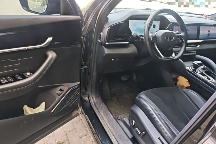 Used Geely Auto Monjaro L 2024 2.0TD High-Power Automatic Two-Wheel Drive Skyline Edition Interior 3