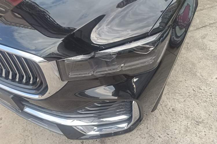 Used Geely Auto Monjaro L 2024 2.0TD High-Power Automatic Two-Wheel Drive Yunqi Version Left Front Headlight