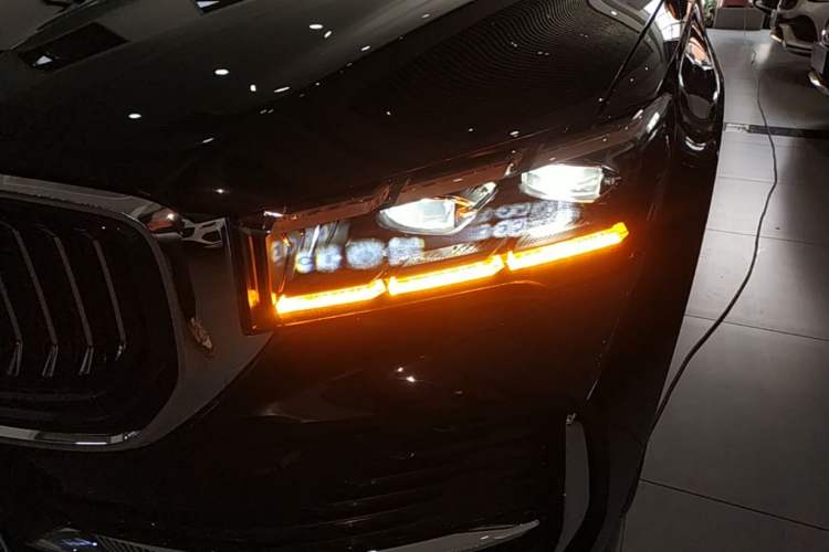 Used Geely Auto Monjaro L 2024 2.0TD DCT EVO Two-Wheel Drive Long-Range Version Left Front Headlight