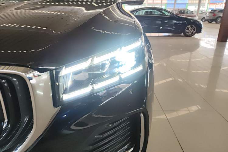 Used Geely Auto Monjaro L 2024 2.0TD High-Power Automatic Two-Wheel Drive Yunqi Version Left Front Headlight