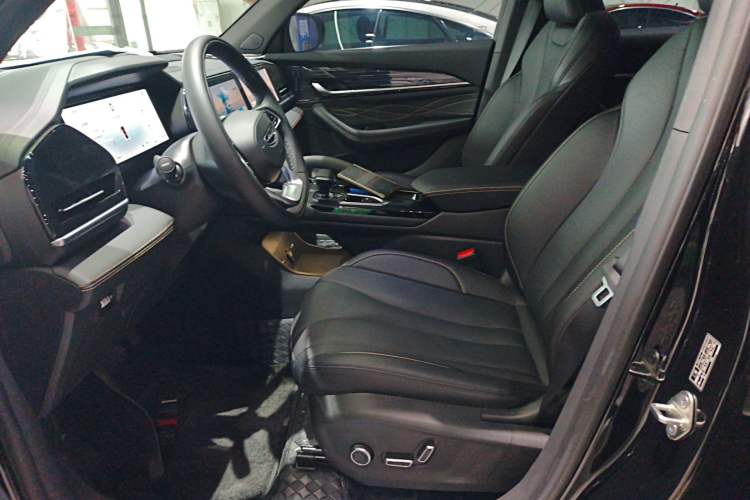 Used Geely Auto Monjaro L 2024 2.0TD DCT EVO Two-Wheel Drive Long-Range Version Left Front Seat