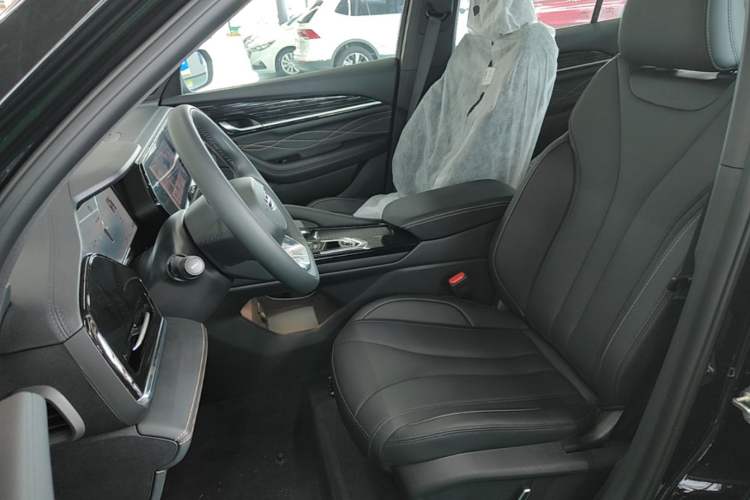 Used Geely Auto Monjaro L 2024 2.0TD DCT EVO Two-Wheel Drive Long-Range Version Left Front Seat