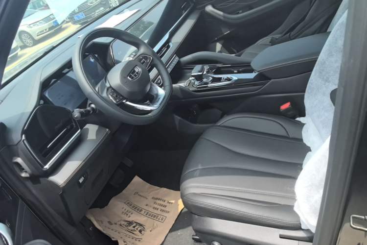 Used Geely Auto Monjaro L 2024 2.0TD DCT EVO Two-Wheel Drive Long-Range Version Left Front Seat