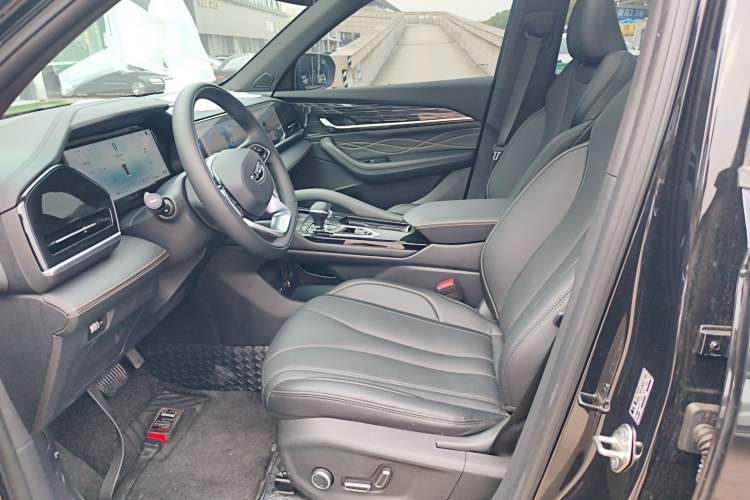 Used Geely Auto Monjaro L 2024 2.0TD DCT EVO Two-Wheel Drive Long-Range Version Left Front Seat