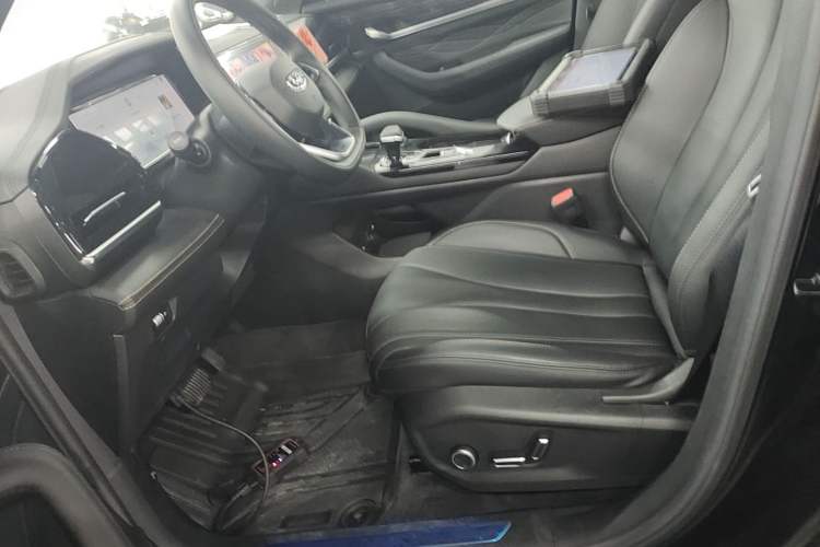 Used Geely Auto Monjaro L 2024 2.0TD DCT EVO Two-Wheel Drive Long-Range Version Left Front Seat