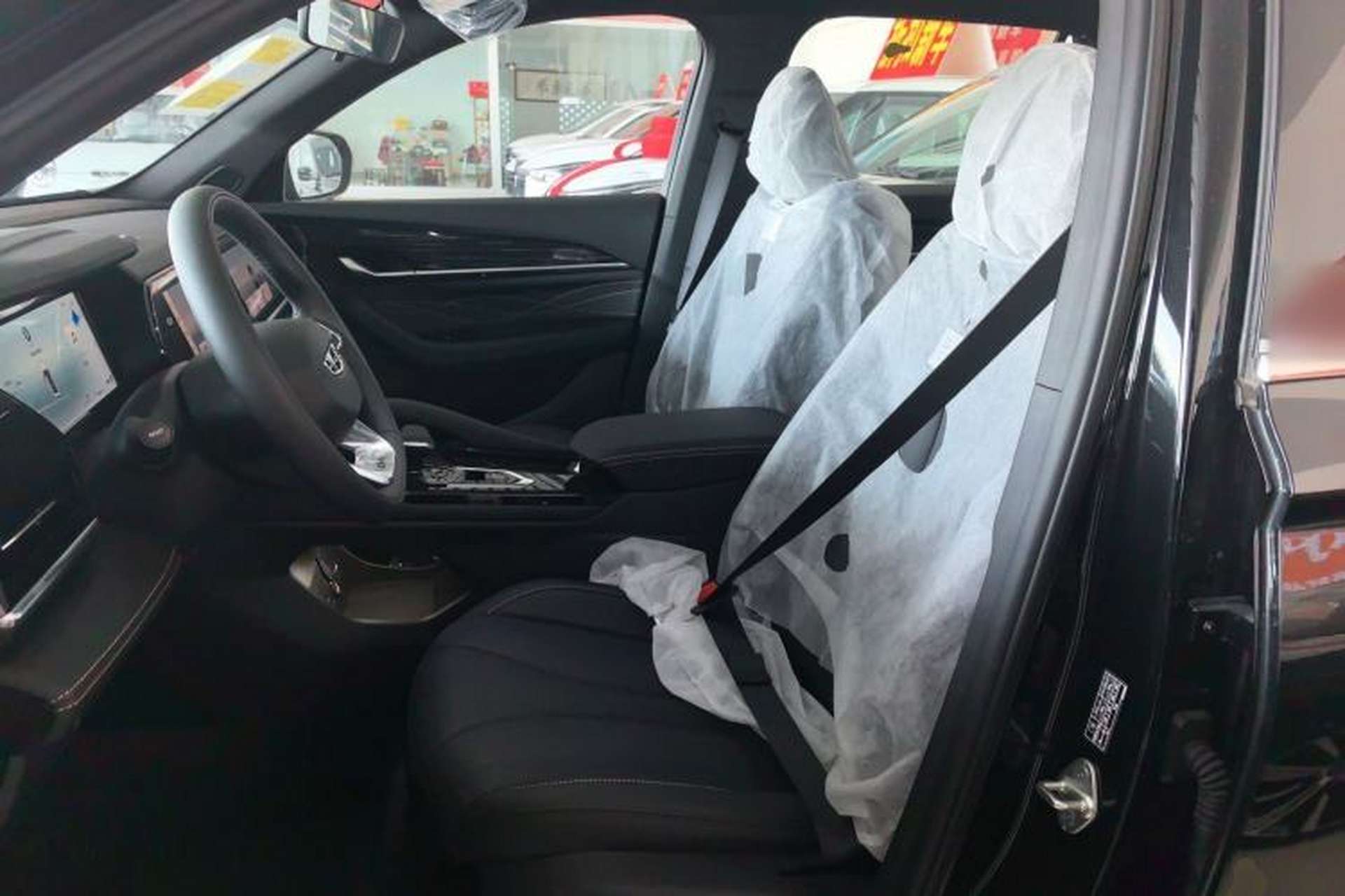 Used Geely Auto Monjaro L 2024 2.0TD DCT EVO Two-Wheel Drive Long-Range Version Left Front Seat