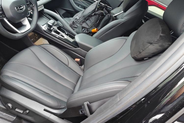 Used Geely Auto Monjaro L 2024 2.0TD DCT EVO Two-Wheel Drive Long-Range Version Left Front Seat