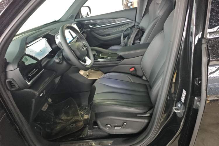 Used Geely Auto Monjaro L 2024 2.0TD DCT EVO Two-Wheel Drive Long-Range Version Left Front Seat