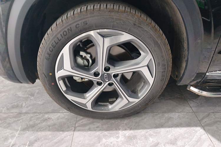 Used Geely Auto Monjaro L 2024 2.0TD DCT EVO Two-Wheel Drive Long-Range Version Left Front Wheel Hub