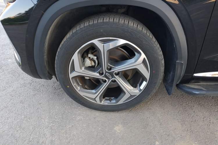 Used Geely Auto Monjaro L 2024 2.0TD DCT EVO Two-Wheel Drive Long-Range Version Left Front Wheel Hub
