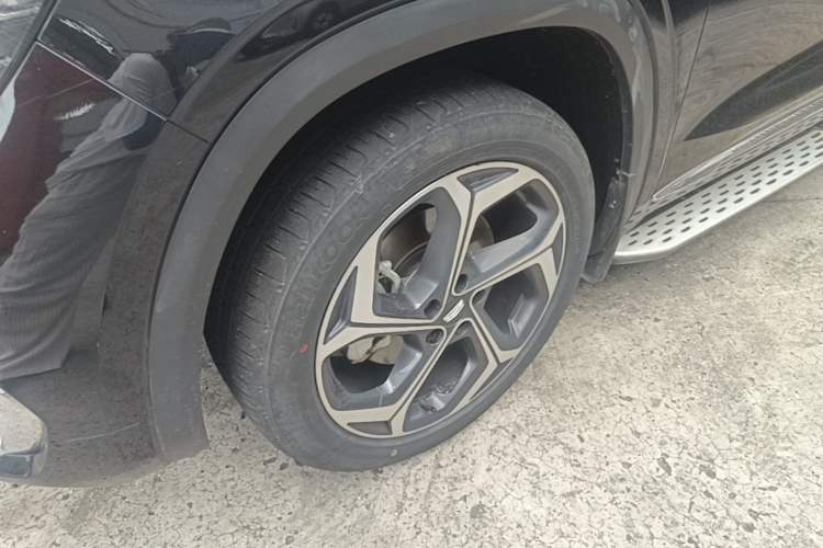 Used Geely Auto Monjaro L 2024 2.0TD High-Power Automatic Two-Wheel Drive Yunqi Version Left Front Wheel Hub
