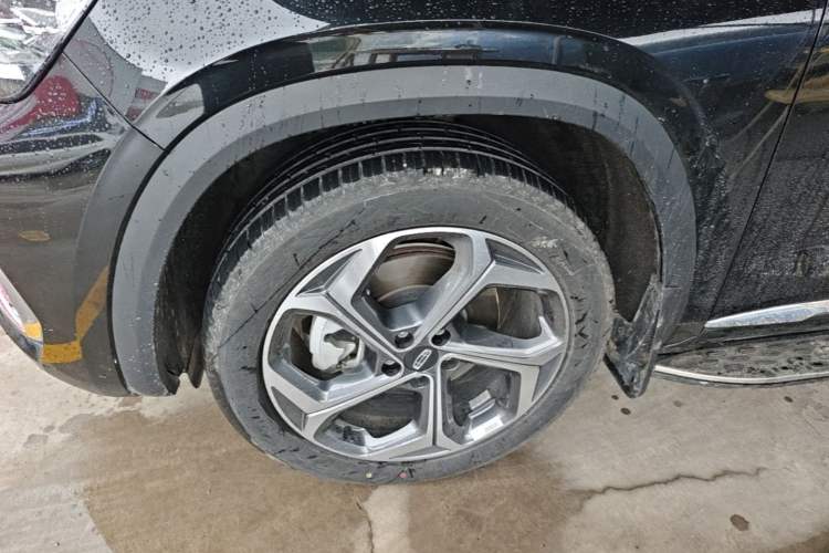 Used Geely Auto Monjaro L 2024 2.0TD DCT EVO Two-Wheel Drive Long-Range Version Left Front Wheel Hub