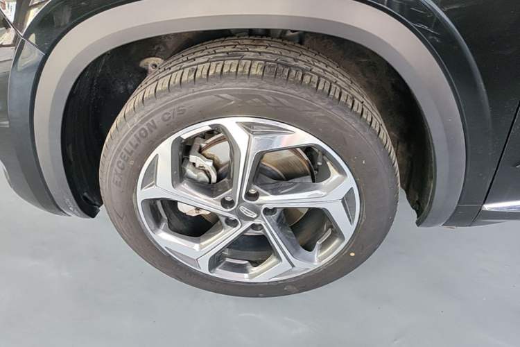 Used Geely Auto Monjaro L 2024 2.0TD DCT EVO Two-Wheel Drive Long-Range Version Left Front Wheel Hub