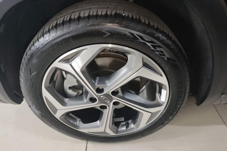 Used Geely Auto Monjaro L 2024 2.0TD DCT EVO Two-Wheel Drive Long-Range Version Left Front Wheel Hub