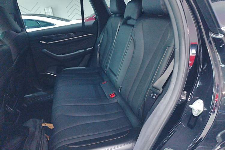 Used Geely Auto Monjaro L 2024 2.0TD DCT EVO Two-Wheel Drive Long-Range Version Left Rear Seat