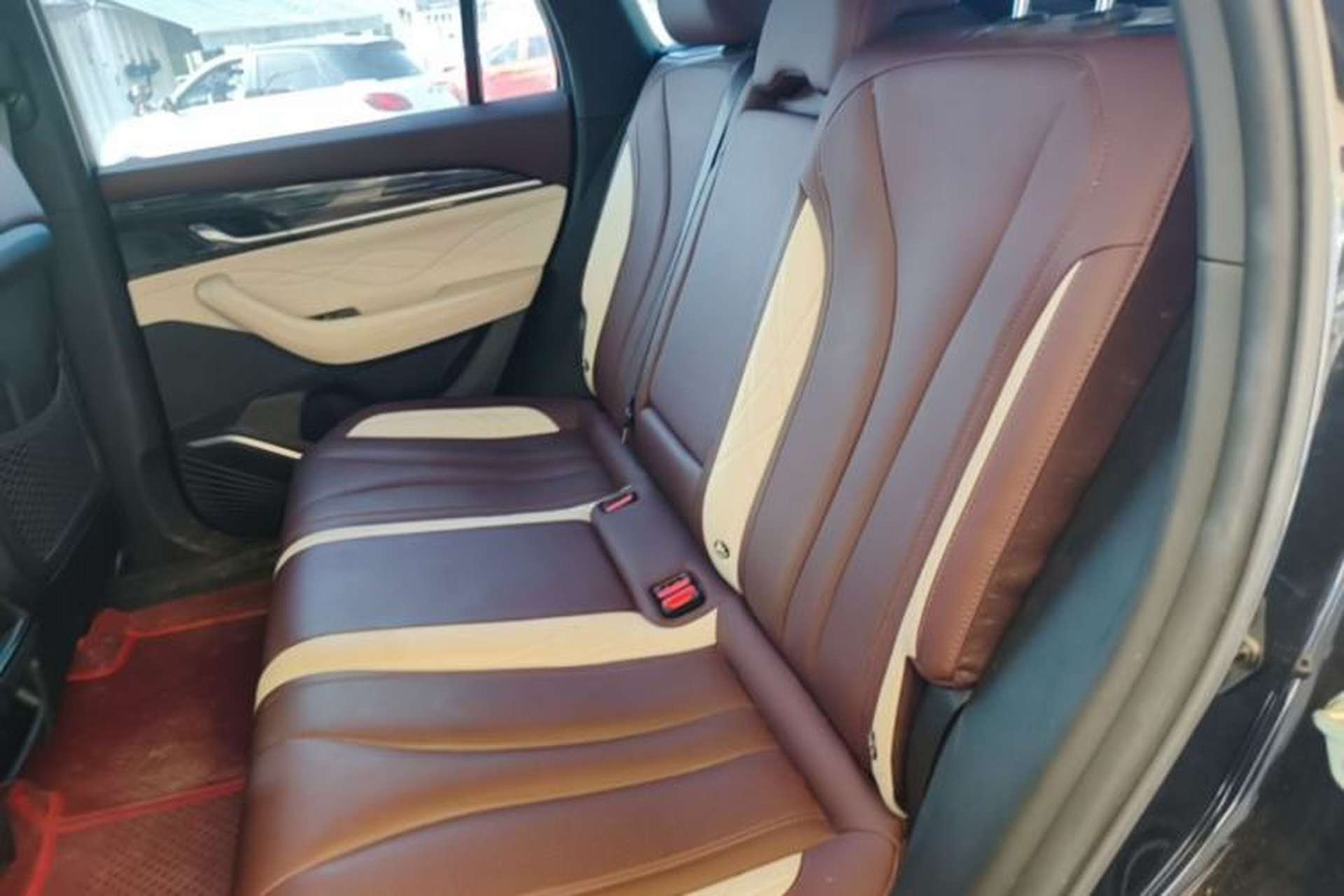 Used Geely Auto Monjaro L 2024 2.0TD High-Power Automatic Two-Wheel Drive Yunqi Version Left Rear Seat