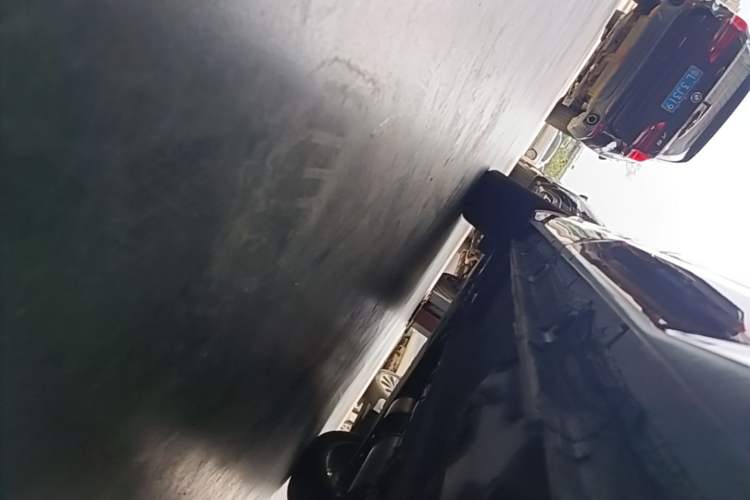 Used Geely Auto Monjaro L 2024 2.0TD DCT EVO Two-Wheel Drive Long-Range Version Left Side Sill