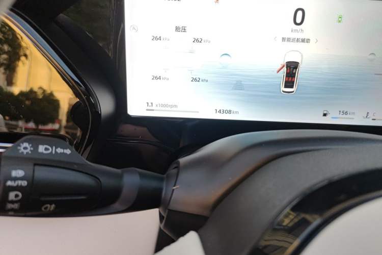 Used Geely Auto Monjaro L 2024 2.0TD High-Power Automatic Two-Wheel Drive Yunqi Version Odometer Close Up