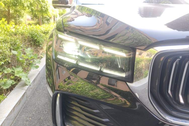 Used Geely Auto Monjaro L 2024 2.0TD DCT EVO Two-Wheel Drive Prestige Version Right Front Headlight