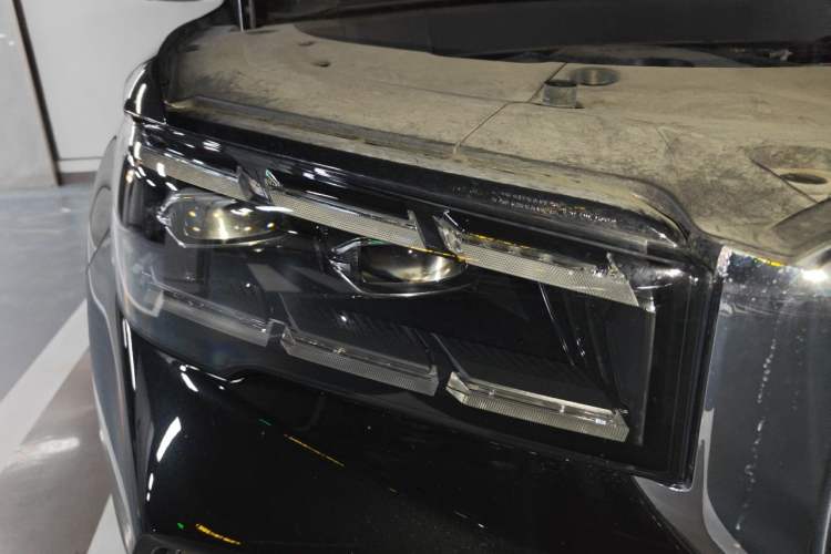 Used Geely Auto Monjaro L 2024 2.0TD High-Power Automatic Two-Wheel Drive Skyline Edition Right Front Headlight