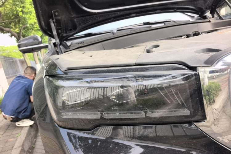 Used Geely Auto Monjaro L 2024 2.0TD High-Power Automatic Two-Wheel Drive Yunqi Version Right Front Headlight