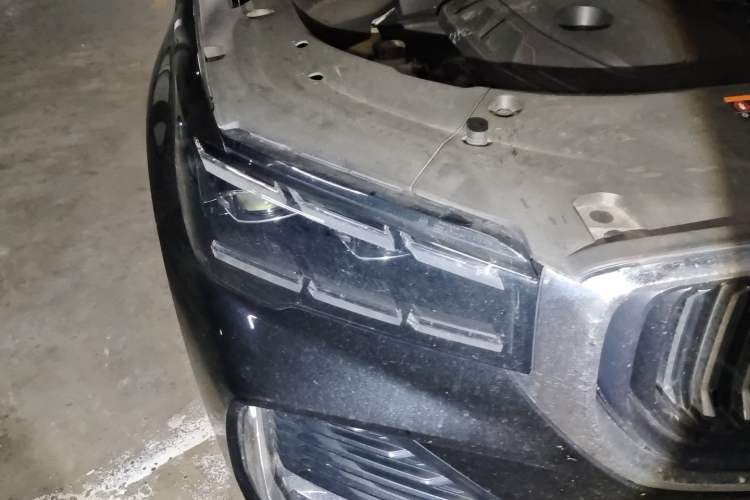 Used Geely Auto Monjaro L 2024 2.0TD DCT EVO Two-Wheel Drive Long-Range Version Right Front Headlight
