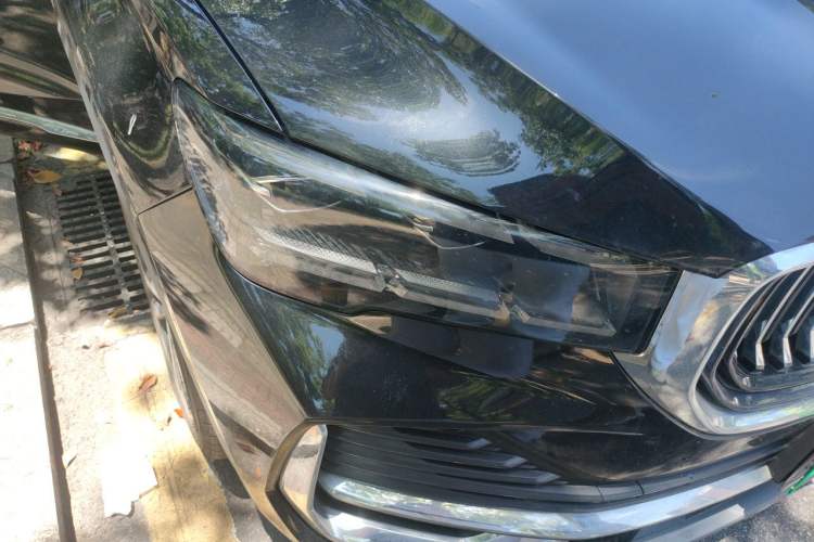 Used Geely Auto Monjaro L 2024 2.0TD High-Power Automatic Two-Wheel Drive Skyline Edition Right Front Headlight