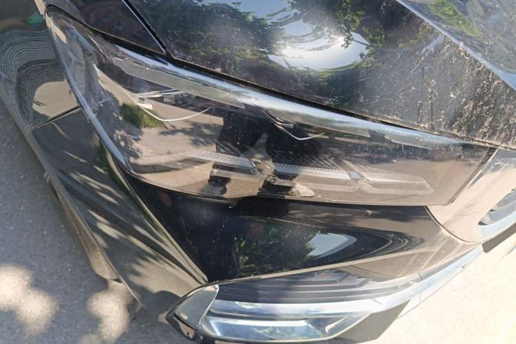 Used Geely Auto Monjaro L 2024 2.0TD High-Power Automatic Two-Wheel Drive Yunqi Version Right Front Headlight
