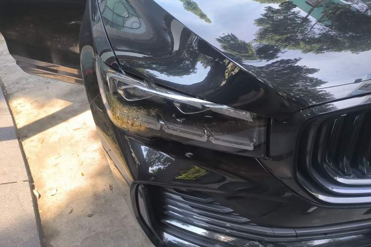 Used Geely Auto Monjaro L 2024 2.0TD High-Power Automatic Two-Wheel Drive Skyline Edition Right Front Headlight