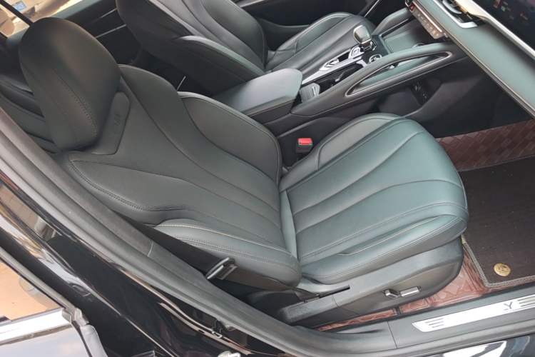 Used Geely Auto Monjaro L 2024 2.0TD DCT EVO Two-Wheel Drive Long-Range Version Right Front Seat