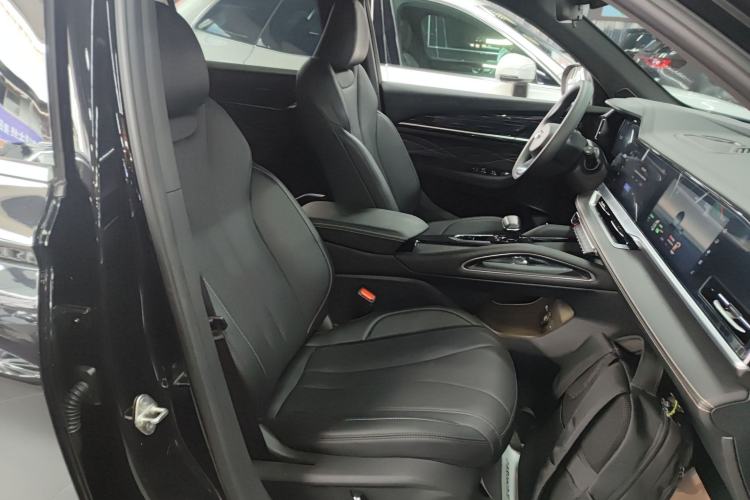 Used Geely Auto Monjaro L 2024 2.0TD DCT EVO Two-Wheel Drive Long-Range Version Right Front Seat