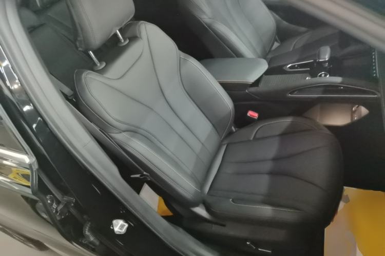 Used Geely Auto Monjaro L 2024 2.0TD DCT EVO Two-Wheel Drive Long-Range Version Right Front Seat