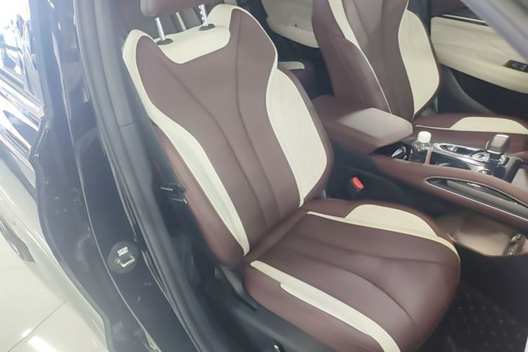 Used Geely Auto Monjaro L 2024 2.0TD High-Power Automatic Two-Wheel Drive Yunqi Version Right Front Seat